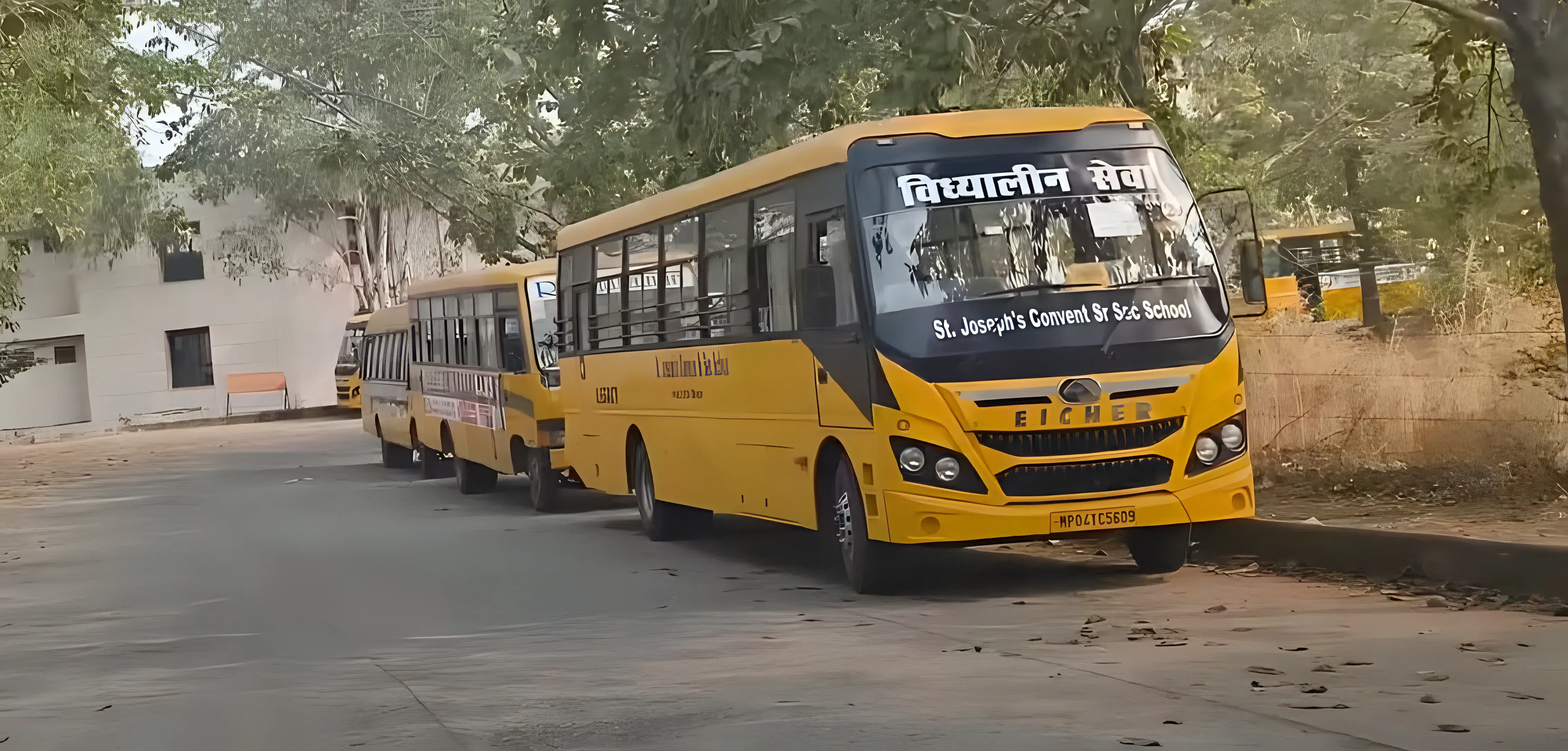 Radharaman Engineering College Bhopal bus photo 2